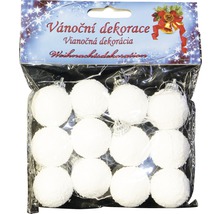 Balenie dvanástich bielych vianočných gúľ na dekoráciu