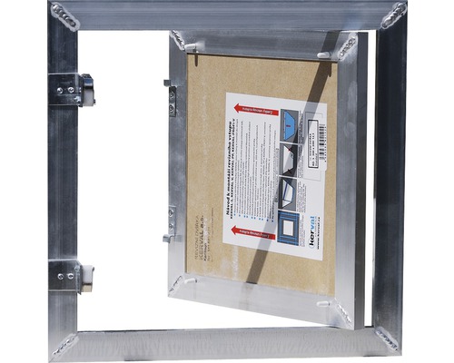 Revízne dvierka s hliníkovým rámom a otvorenými dvierkami