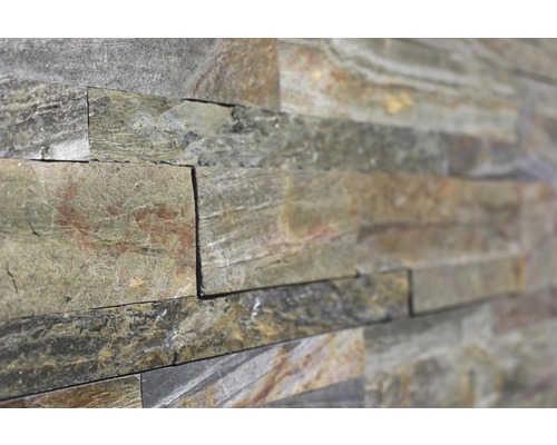 Obklad steny z prírodného kameňa