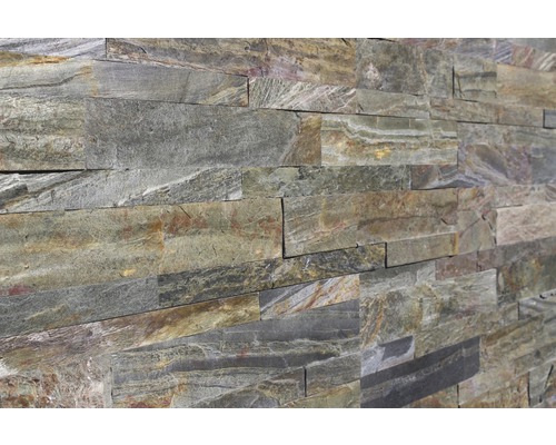 Obklad steny z prírodného kameňa