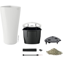 Kvetináč so zavlažovacím systémom a príslušenstvom