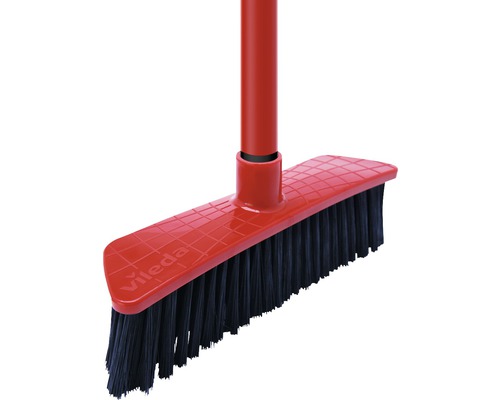 Metla Vileda s tyčou a čiernymi štetinami