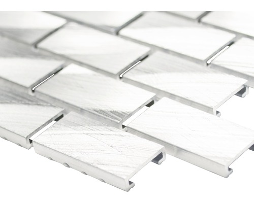 Mozaiková dlaždica z hliníka