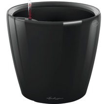 Čierny kvetináč so zavlažovacím systémom pre rastliny