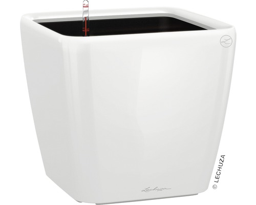 Biely kvetináč so zavlažovacím systémom