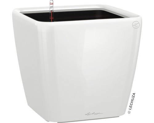 Biely kvetináč so zavlažovacím systémom