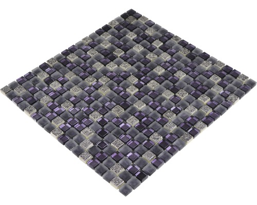 Štvorcová mozaiková dlaždicová sieť so sklenenými a ornamentálnymi detailmi