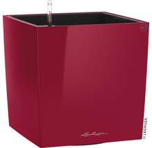 Štvorcový kvetináč so zavlažovacím systémom