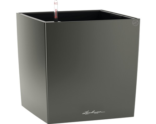 Štvorcový kvetináč so zavlažovacím systémom a ukazovateľom hladiny vody