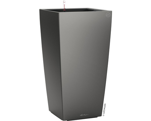 Vysoký kvetináč so zavlažovacím systémom