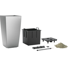 Kvetináč so zavlažovacím systémom a príslušenstvom