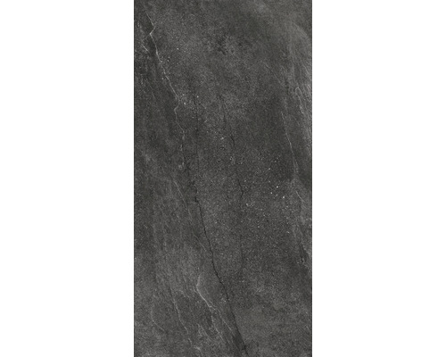 Tmavá podlahová dlaždica s kamenným vzorom