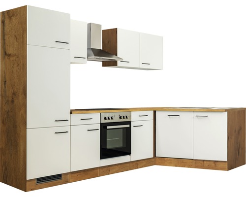 Kuchynská linka so vstavanými skrinkami, drezom, sporákom a odsávačom pár