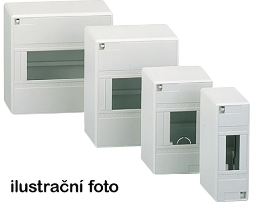 Na obrázku sú štyri biele rozvodné skrine rôznych veľkostí.