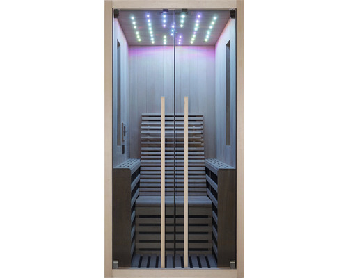 Sauna so sklenenými dverami a vnútorným osvetlením