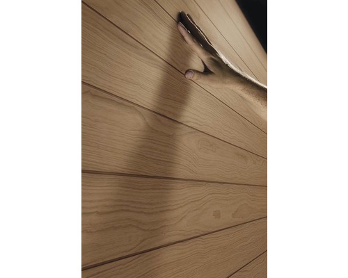 Drevené obloženie s rukou