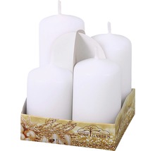 Štyri biele stĺpové sviečky v kartónovej krabici