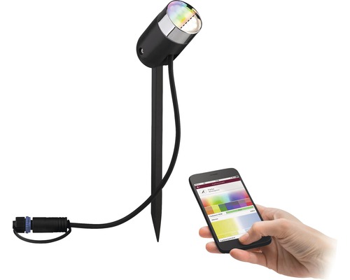 Záhradný reflektor so zemným hrotom a smartfónom na ovládanie farieb