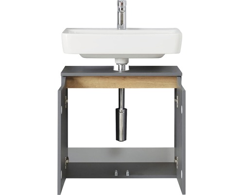 Umyvadlová zostava s otvorenou spodnou skrinkou a umývadlom