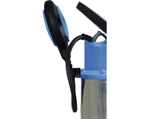 Detail ponorného čerpadla s káblom a rukoväťou