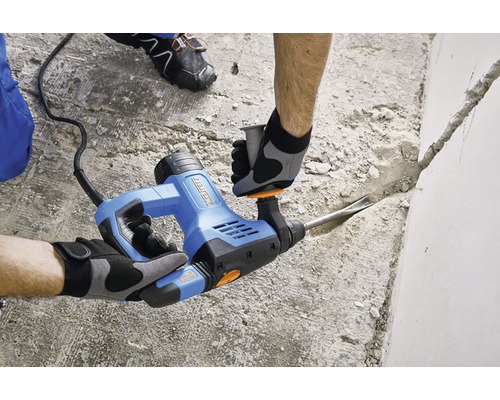 Búracie kladivo používané na sekanie betónu