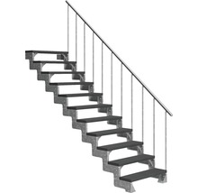 Schodisko s kovovým rámom a drevenými schodmi