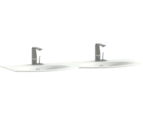 Dvojité umývadlo s dvoma batériami do kúpeľne.