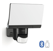 Vonkajší reflektor Steinel s detektorom pohybu a funkciou Bluetooth