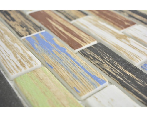 Mozaiková dlaždica so vzhľadom dreva