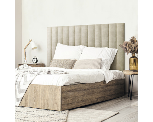 Posteľ s prešívaným čelom, dreveným rámom a nočným stolíkom