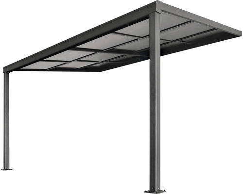 Voľne stojaci carport s oceľovým rámom a strešnými panelmi