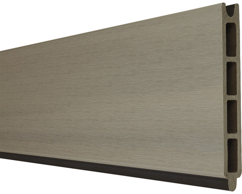 Terasa z drevoplastu s dutým profilom