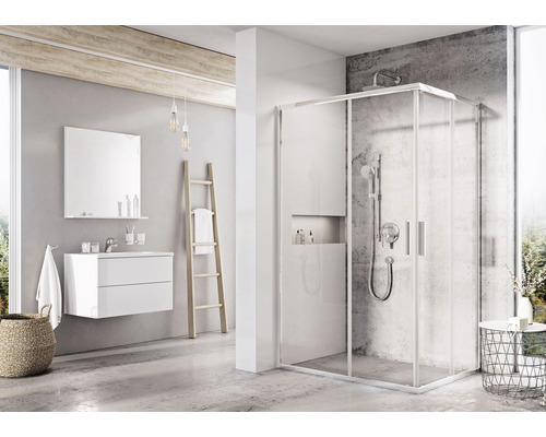 Moderná kúpeľňa so sprchovacím kútom, umývadlom a zrkadlom