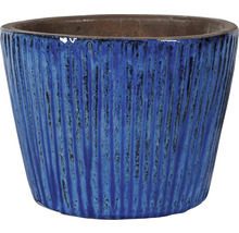 Modrý kvetináč s rebrovaným dizajnom