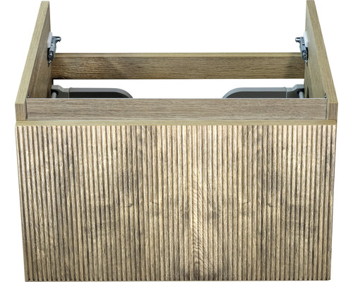 Skrinka pod umývadlo z dreva s ryhovanou štruktúrou