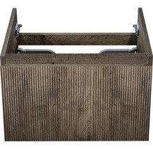 Skrinka pod umývadlo s ryhovanou drevenou prednou stranou