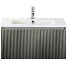 Umývadlová skrinka s umývadlom a vodovodnou batériou