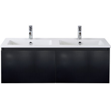 Skrinka s umývadlom s dvoma umývadlami a dvoma batériami