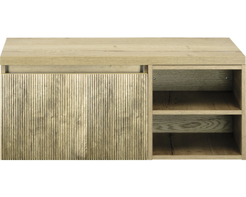 Drevená skrinka s posuvnými dverami a policami