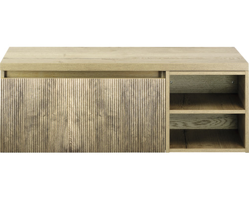 Drevená skrinka s ryhovanými posuvnými dverami a otvorenými policami