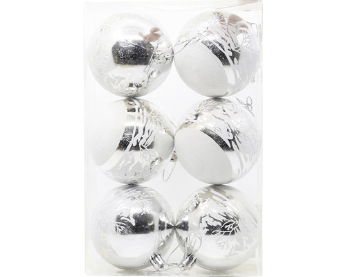 Šesť strieborných vianočných gúľ s motívmi stromov v balení