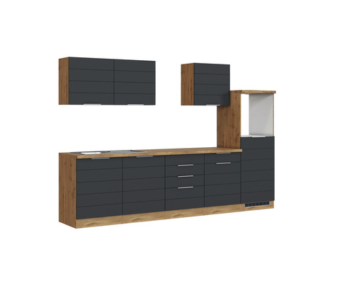 Kuchynská linka s hornými skrinkami a zásuvkami