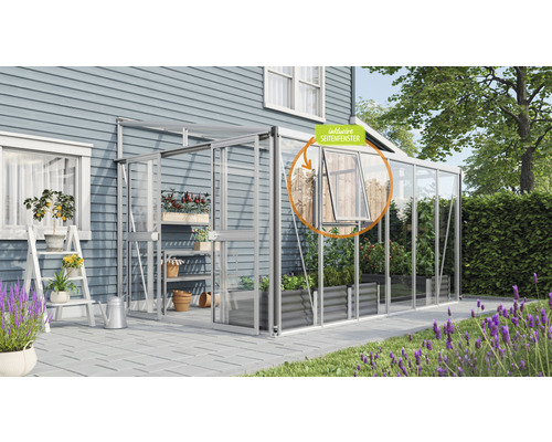 Skleník s bočným oknom do záhrady