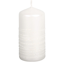 Dekoratívna stĺpová sviečka s horizontálnym reliéfom