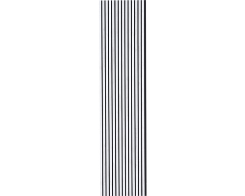 Drevený panel s lamelovou štruktúrou