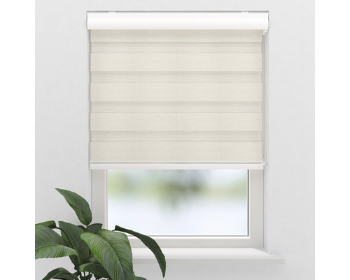 Okno s dvojitou roletou na reguláciu svetla