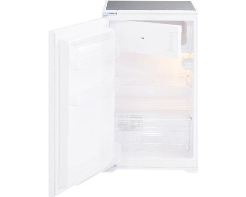 Otvorená, prázdna chladnička