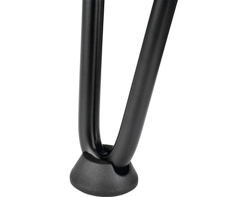 Detailný pohľad na nohu stoličky s chráničom podlahy