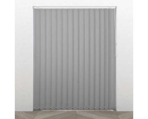 Vertikálna žalúzia na dekoráciu okien a reguláciu svetla