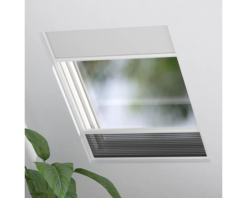 Strešné okno so zatemňovacou roletou